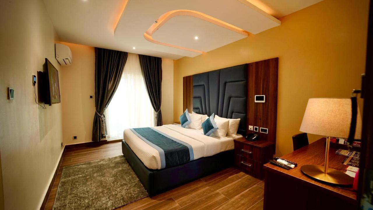 Watercress Hotels And Event Ikeja Buitenkant foto