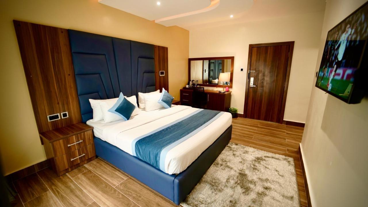Watercress Hotels And Event Ikeja Buitenkant foto