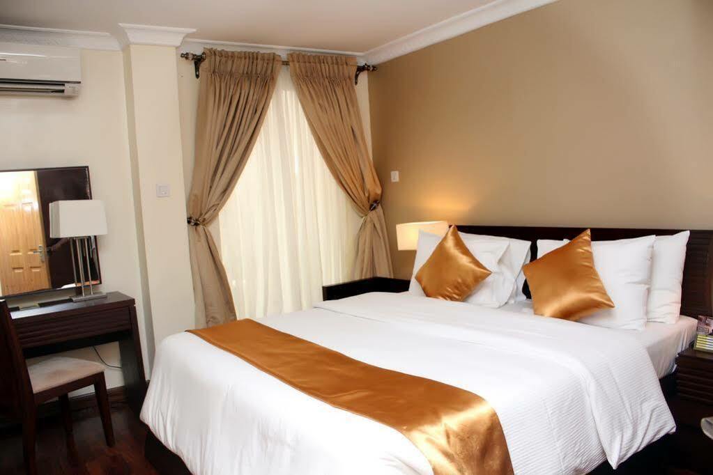 Watercress Hotels And Event Ikeja Buitenkant foto